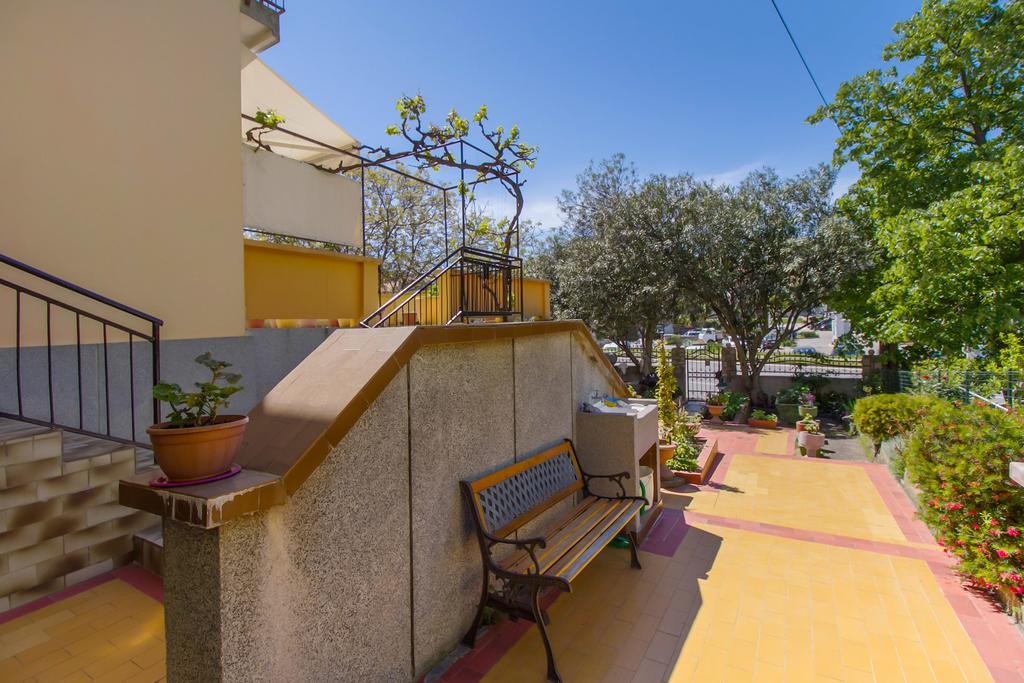 Apartment Oleander Mali Losinj Luaran gambar