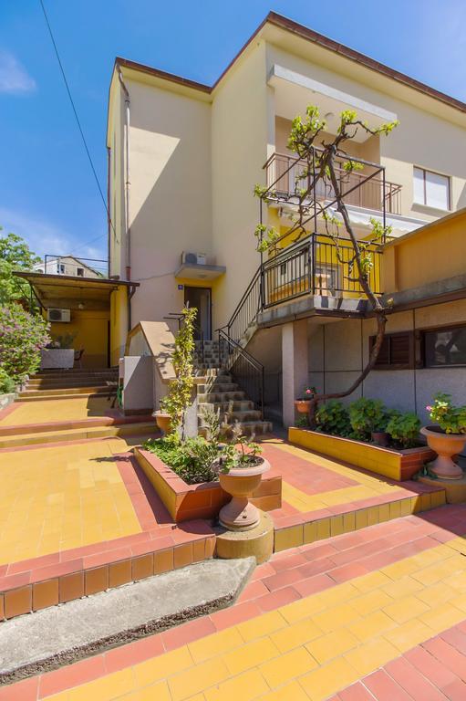 Apartment Oleander Mali Losinj Luaran gambar